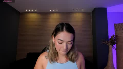   online show from August 6, 11:31 am