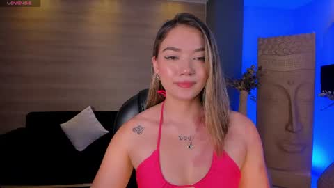   online show from August 7, 3:45 pm