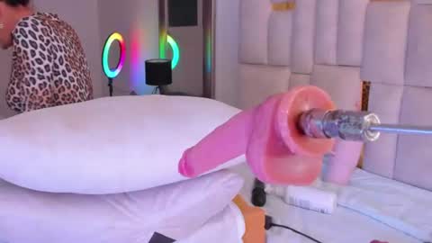 Halie  online show from August 13, 2:58 am