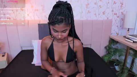 Halley Lorens online show from August 15, 1:15 pm