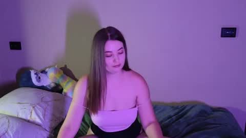 Olivia online show from July 29, 9:33 pm