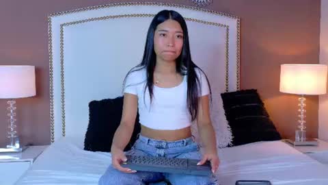 hanaluna online show from August 5, 9:24 pm