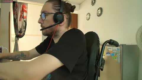 handicapped  my only tetraking online show from August 7, 4:29 pm