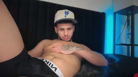 handsome_dick_swanger online show from July 28, 9:15 am