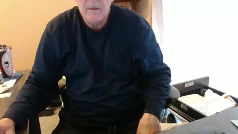 handsome_guy4u online show from March 26, 4:22 pm