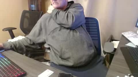 handsome_guy4u online show from March 29, 3:25 am