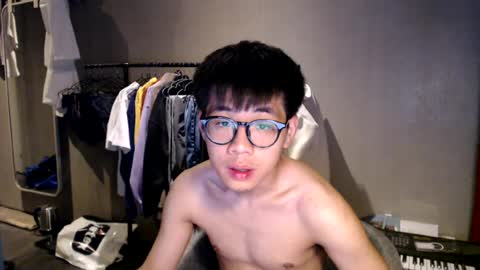 handsome_mannn online show from July 21, 9:28 pm