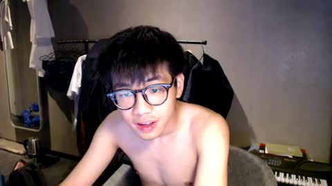 handsome_mannn online show from August 10, 8:54 pm