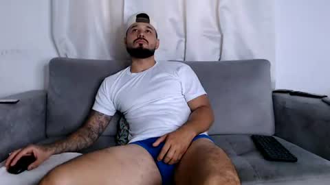 Handsomen online show from August 4, 9:23 pm