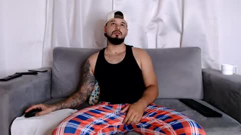 Handsomen online show from August 14, 11:41 pm