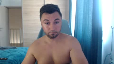 HankMalone online show from August 12, 7:43 am