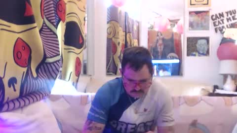 hank rams online show from May 22, 2:30 pm