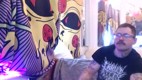hank rams online show from June 9, 12:11 pm