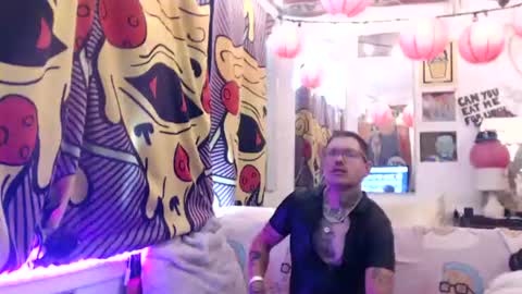 hank rams online show from July 18, 4:52 pm