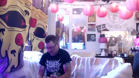 hank rams online show from August 4, 3:42 pm
