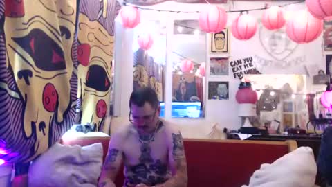 hank rams online show from August 10, 6:31 pm