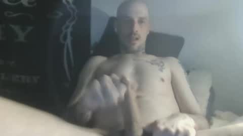 hankskrave online show from May 6, 2:51 pm