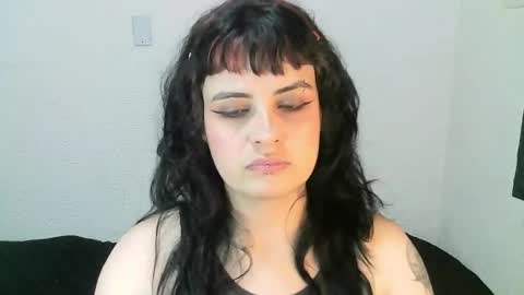 hanna99moon online show from April 7, 3:17 pm