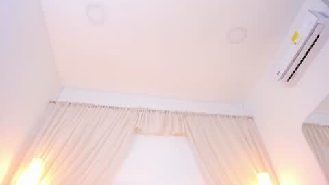 hanna_gomeez online show from August 13, 12:46 am