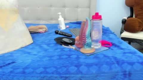 hanna_hornyx20 online show from August 7, 4:12 am
