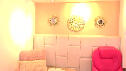 hanna_vic online show from July 17, 11:05 pm