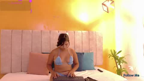 Hanna online show from May 15, 6:19 pm