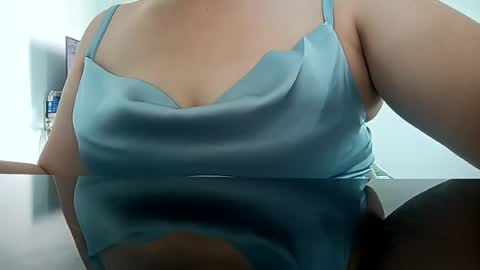 hannaaa8 online show from September 11, 3:06 am