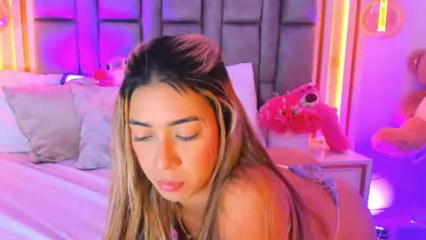 Eliana online show from July 19, 2:24 am