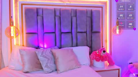 Eliana online show from July 24, 1:41 am