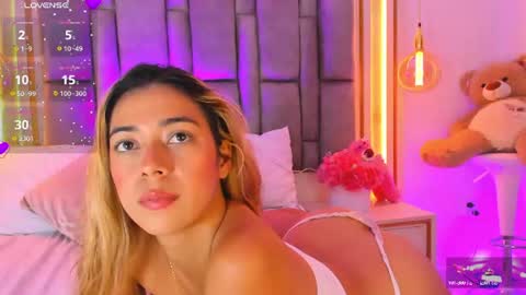 Eliana online show from August 9, 12:22 am