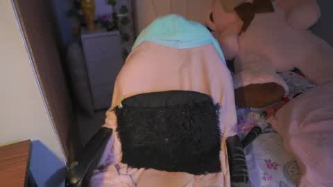 hannachris online show from July 13, 2:29 am
