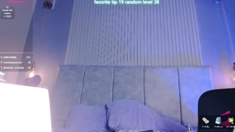 hannadanniels online show from August 4, 5:43 pm