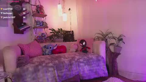 hannah_lovee online show from August 9, 7:31 am