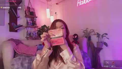 hannah_lovee online show from August 15, 5:00 am