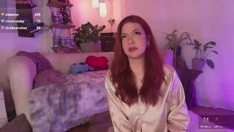 hannah_lovee online show from August 15, 7:12 am
