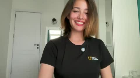 hannahinto online show from July 31, 1:28 pm