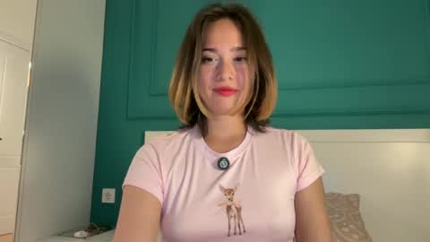 hannahinto online show from August 15, 1:04 pm