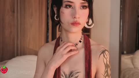 hannahsky_ online show from August 11, 5:26 pm