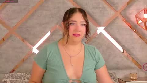 hannaprada1 online show from August 13, 11:57 am