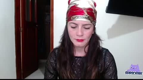 hanny_333 online show from August 11, 12:18 pm