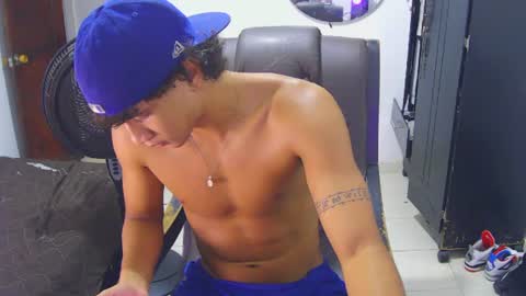 hansel_take online show from August 5, 10:19 pm