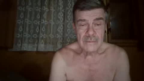 hanzik1954 online show from April 6, 7:51 pm