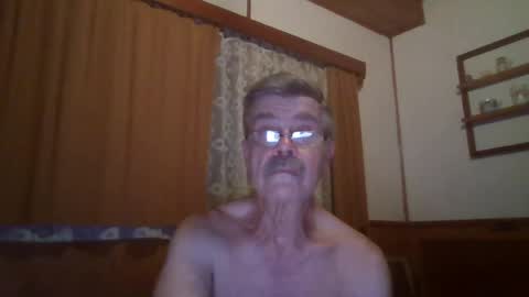 hanzik1954 online show from July 15, 11:05 pm