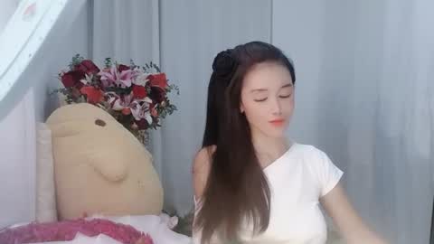 Daisy online show from August 2, 3:46 am
