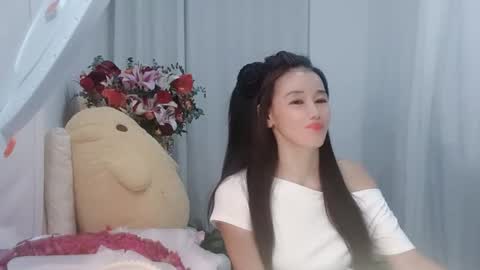 Daisy online show from August 2, 2:13 pm