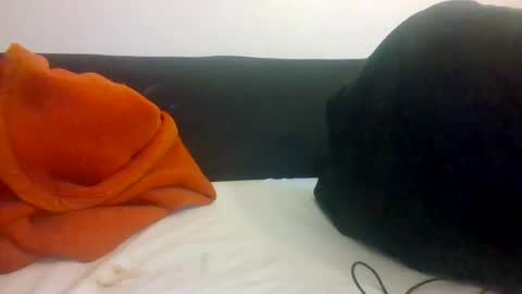 happyfunnyboy79 online show from August 1, 10:54 am