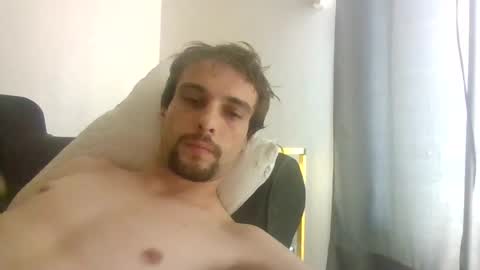 happyfunnyboy79 online show from August 10, 2:40 pm