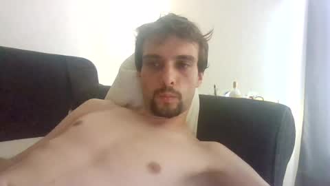 happyfunnyboy79 online show from August 10, 4:52 pm