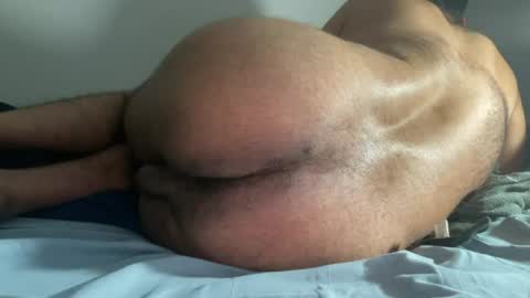 happyhipppp online show from August 11, 11:51 pm