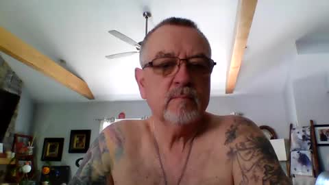 happynudist7373 online show from July 13, 12:56 pm